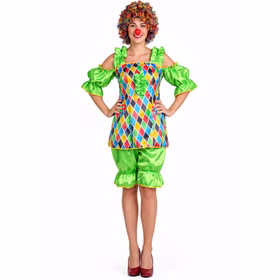 Damen Clown Kostüm Betty mit buntem Harlekin-Oberteil, grünen Rüschenärmeln, grüner Kniebundhose und Clownsperücke.