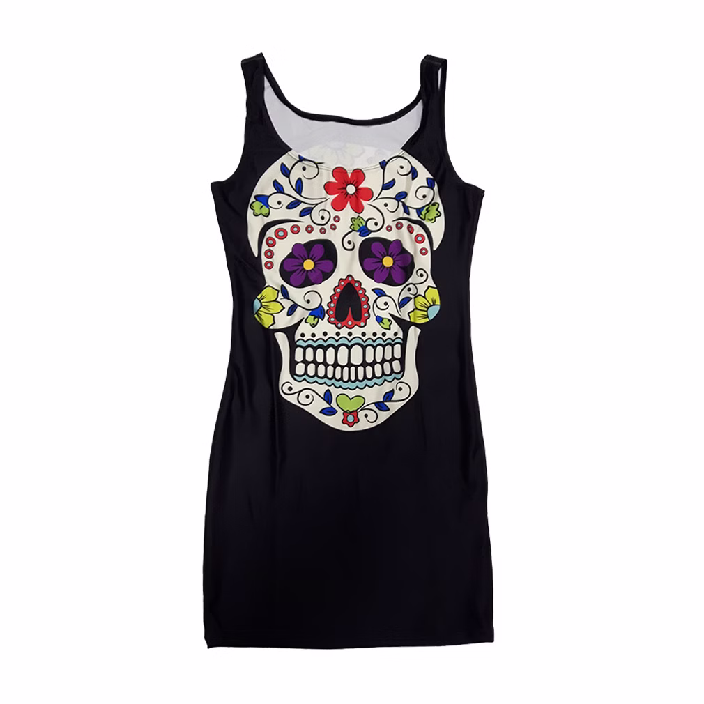 La Catrina Kleid Damen Totenkopf-Kostüm für Halloween & Día de Muertos Gr. S-XL SALE Fasching Karneval Mottoparty Totenschädel-Kleid Tag der Toten Mexiko Andere Länder Schwarzes ärmelloses Minikleid mit großem, farbenfroh verziertem La-Catrina-Totenkopf und Blumenornamenten auf der Vorderseite.